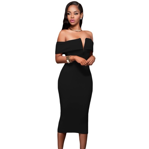 Pearl Hanger Dresses & Skirts - Black Dress Midi V- Neck Slash Black Stretch Knee